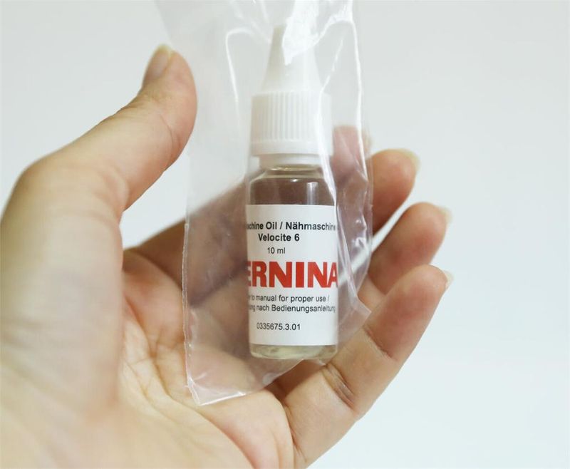 Symaskinolje 10ml Bernina