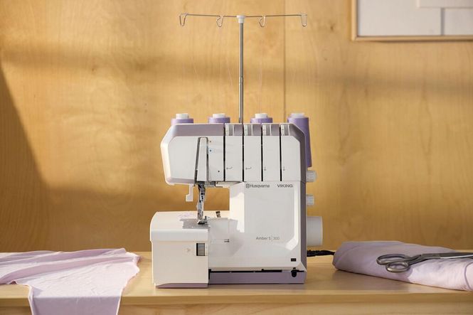 Hovedbilde Husqvarna AMBER AIR S300 Overlock
